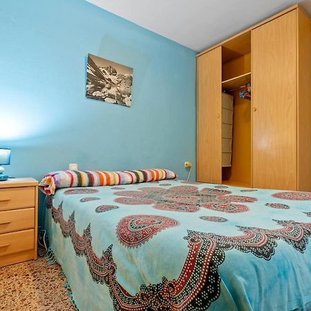 Nexo Apartment Салоу Екстериор снимка